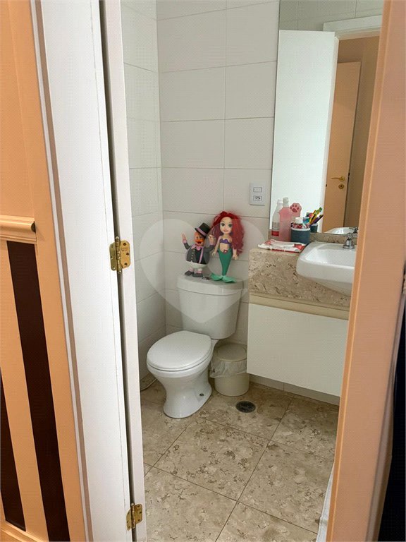 Apartamento em Moema Pássaros à Venda 171 m² 3 Dormitórios 3 Suítes Reformado