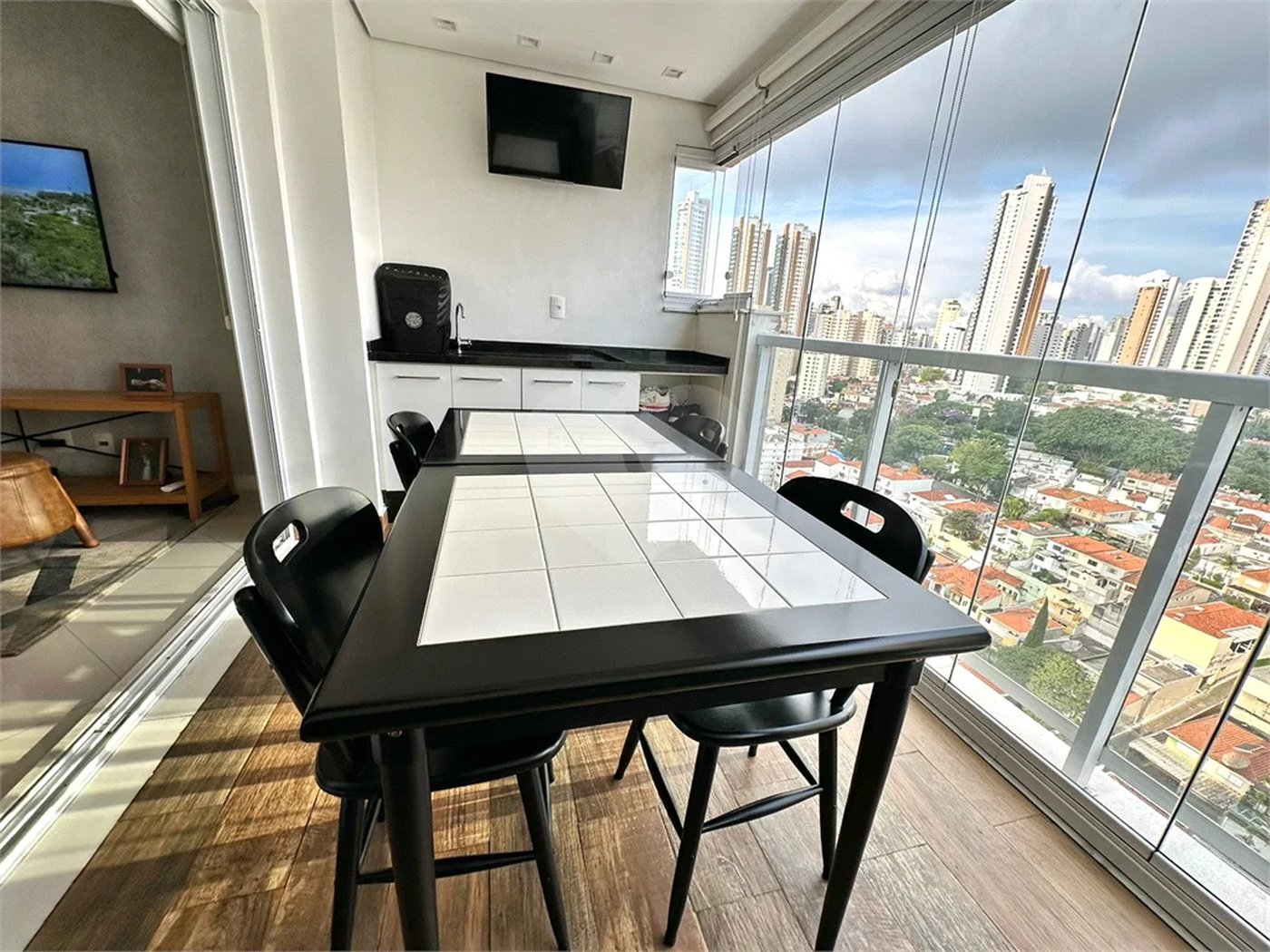 VENDA E LOCAÇÂO APARTAMENTO 54 M2 MOBILIADO NO ANÁLIA FRANCO - ANDAR ALTO