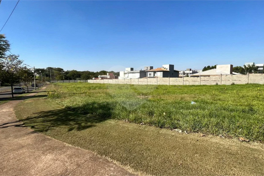 Terreno comercial disponível para venda Bairro Santa Rosa