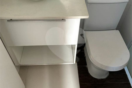 Apartamento MOBILIADO à venda. ÓTIMA OPORTUNIDADE!
