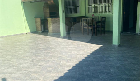 Casa Térrea à venda com 3 quartos, sendo 1 suíte,  em Itaquera, São Paulo, SP