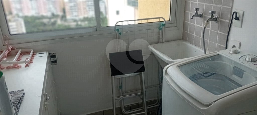 Apartamento 60 m² para locação mobiliado no Condomínio Edifício High Place.