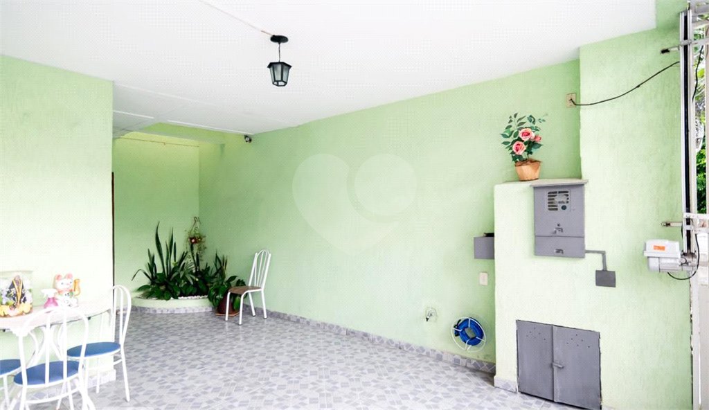 Casa para venda e locação no Campo Belo de 120M² com 3 dormitórios, 1 suíte e 3 vagas