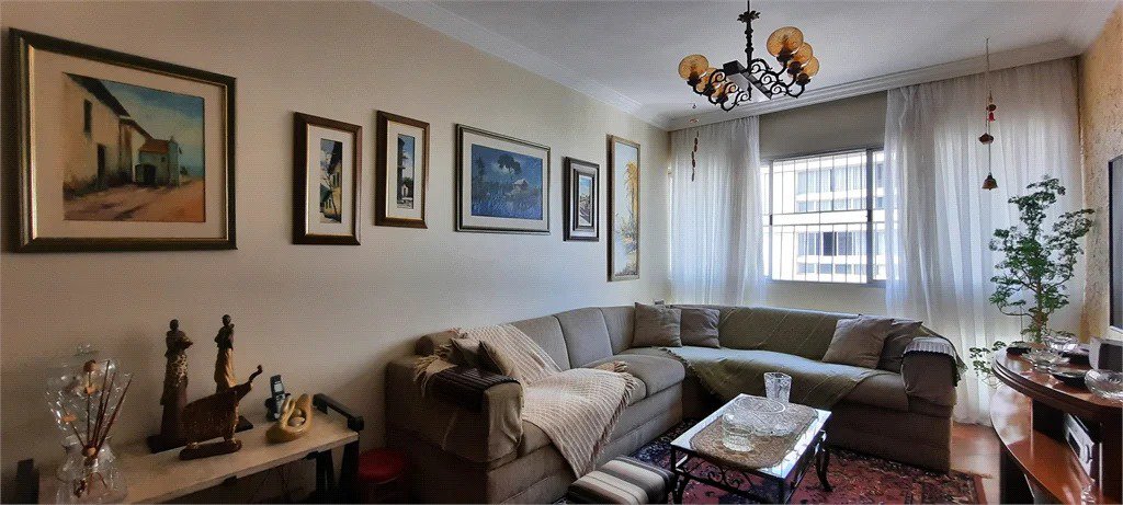 Apartamento à venda com 3 quartos, sendo 1 suíte, em Vila Madalena, São Paulo, SP