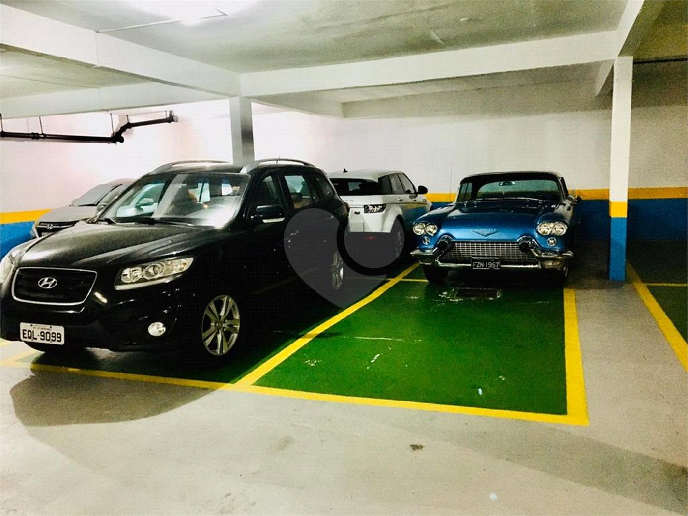 Apartamento no Bosque da Saúde com 4 dormitórios.