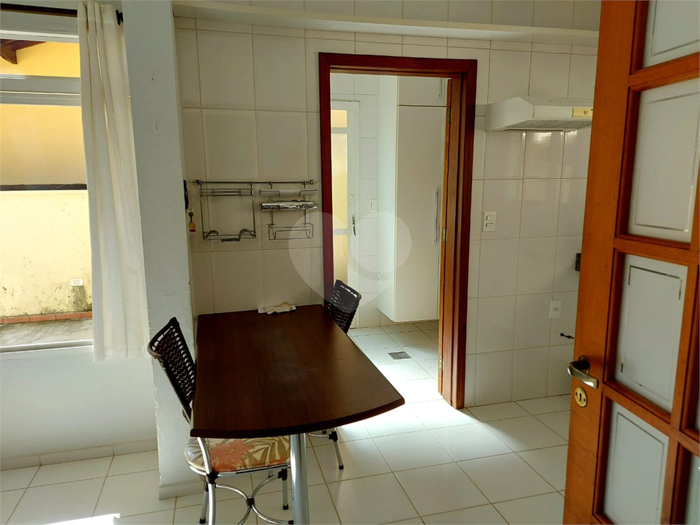 Casa charmosa e elegante localizada no deslumbrante Condomínio Villagio Capriccio Louveira SP