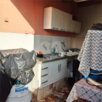 Casa Térrea com 3 dormitórios.