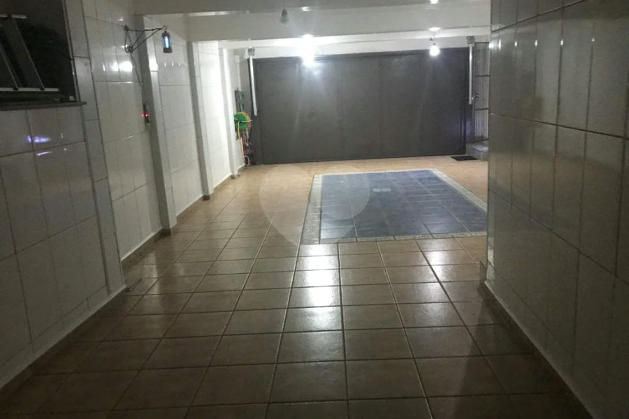 Casa à venda com 5 quartos, sendo 3 suítes, em Alto da Lapa, São Paulo, SP