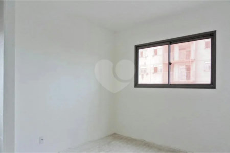 Apartamento com 30m², 1 dormitório, à venda na Freguesia do Ó.