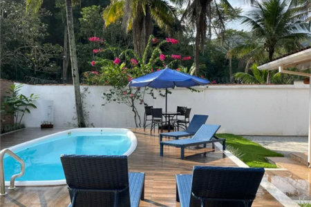 Casa à venda com 3 quartos, sendo 2 suítes, em Maresias, São Sebastião, SP