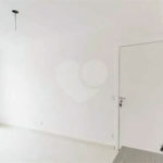 Apartamento com 50m², 2 dormitórios, 1 vaga, á venda em Itaquera.