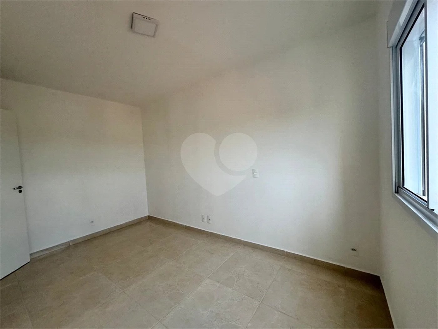 Apartamento com 2 dormitórios no Por do Sol, na cidade de Piracicaba - SP