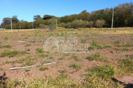 Terreno com 286,00 m² de área total.
