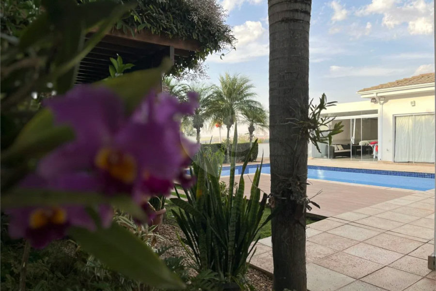 Excepcional Casa de 4 Suítes no Condomínio Monte Alegre em Piracicaba