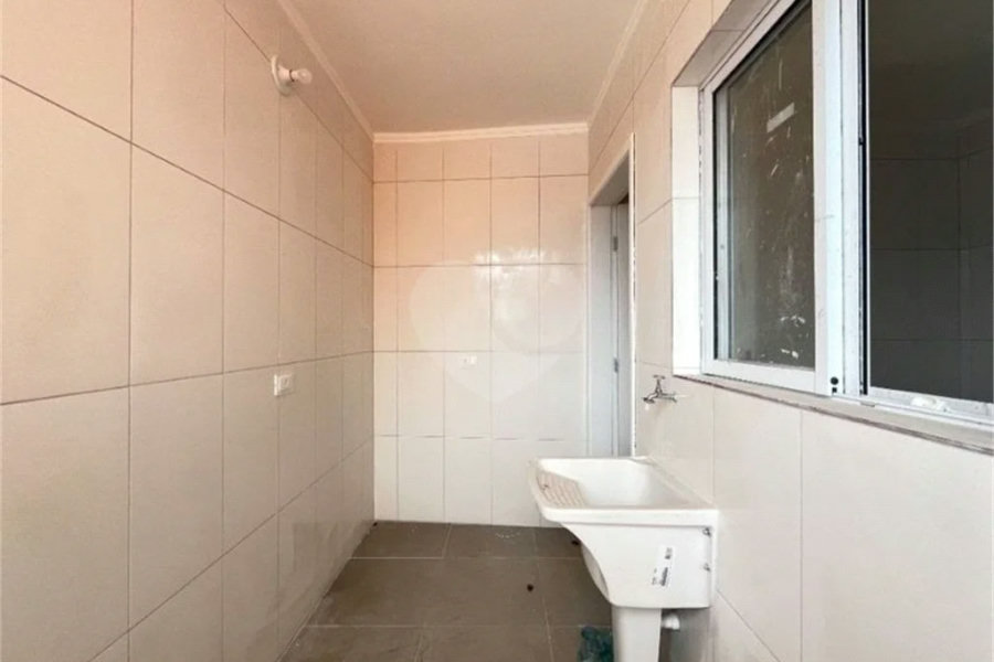 Apartamento à venda com 2 quartos em Indaiá, Bertioga, SP