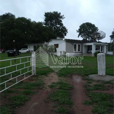 Área rural para venda no Varjão.