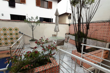 Casa de Vila à venda com 4 quartos, sendo 3 suítes, em Brooklin Velho, São Paulo, SP