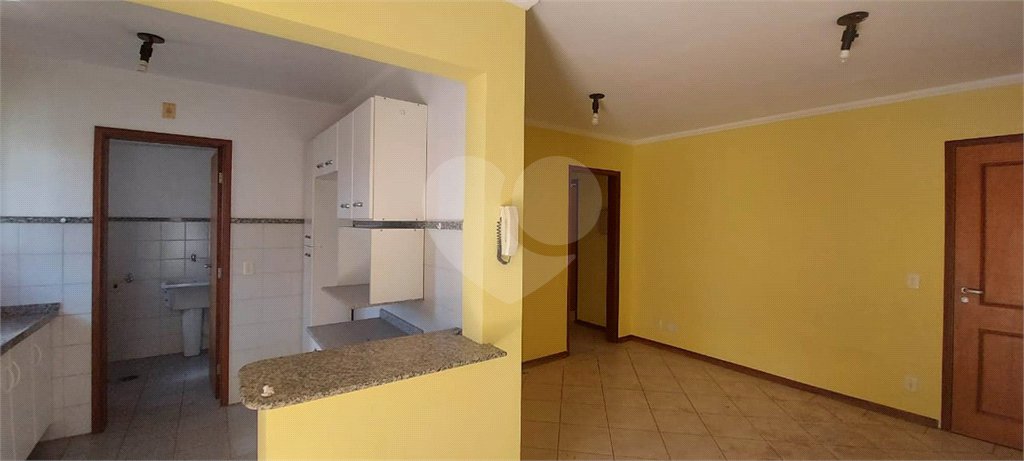 Apartamento no Condomínio Joan Miro .