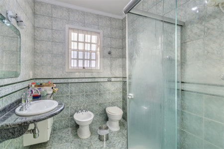 Casa à venda ou para alugar com 4 quartos, sendo 2 suítes, em Jardim Prudência, São Paulo, SP