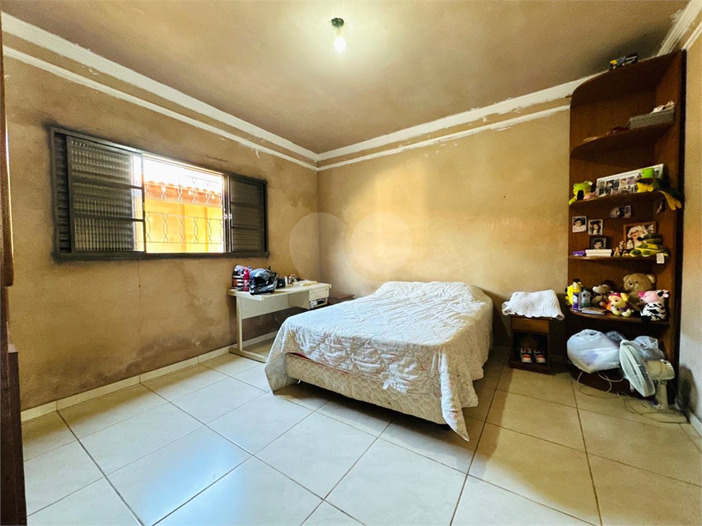 Casa á venda, com 03 Dormitórios, em São Carlos.