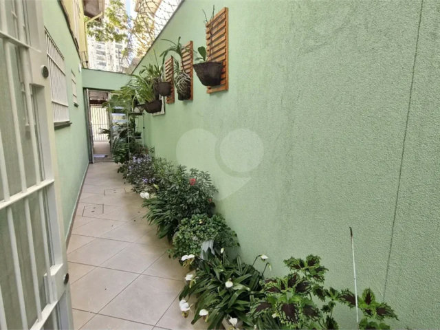 Sobrado à venda com 3 quartos, sendo 1 suíte,  em Tremembé, São Paulo, SP