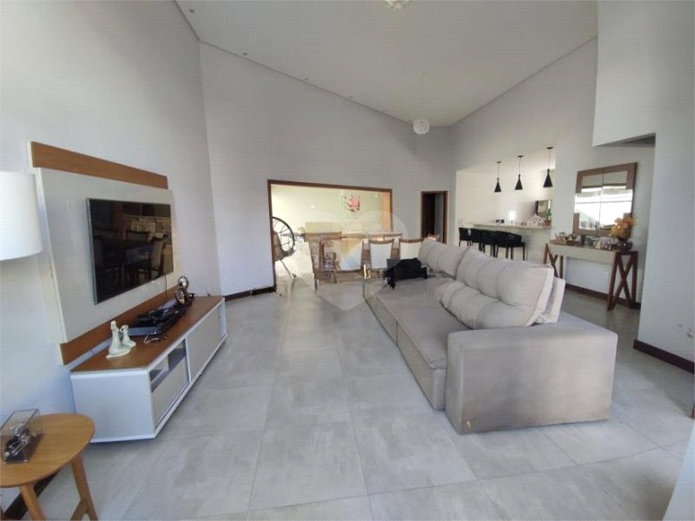 Casa térrea para venda no Condomínio Damha III