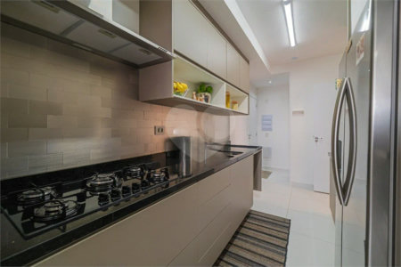 Apartamento à venda, 160m², 4 dormitórios, sendo 3 suítes, 2 vagas de garagem!