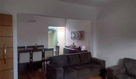 Casa à venda com 4 quartos, sendo 1 suíte,  em Jardim Bandeirantes, São Carlos, SP