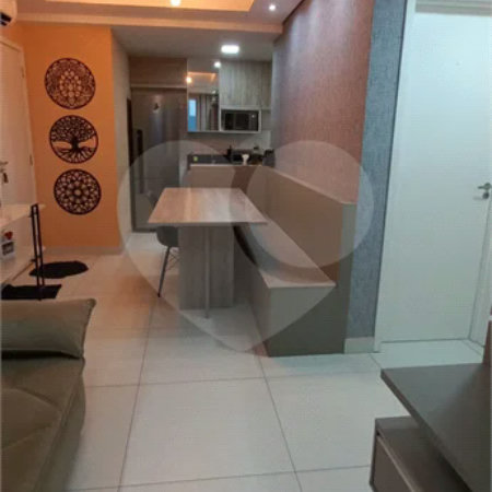 APARTAMENTO A VENDA 2 DORM SENDO 1 SUITE - VAGA DE GARAGEM COBERTA