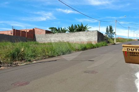 Excelente Terreno no Arcoville com ótimo preço para investimento