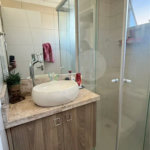 Apartamento com 48m², 2 dormitórios, 1 vaga de garagem, à venda em Itaquera.