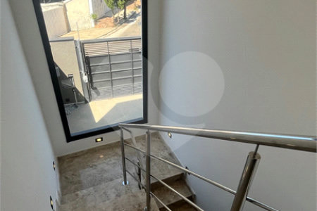 Casa Assobradada com 3 suítes na Vila Thais em Atibaia