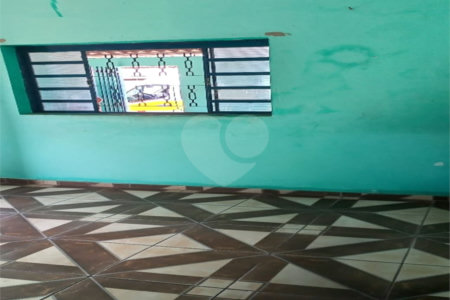 Casa 3 quartos Aracy 1