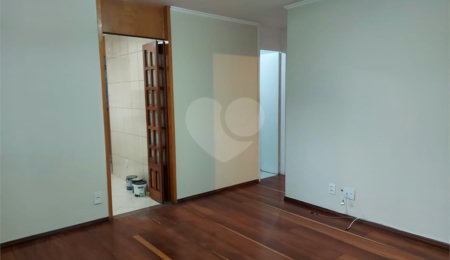 Apartamento à venda com 2 quartos em Jardim Íris, São Paulo, SP