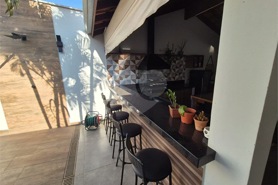 Sobrado à venda com 3 quartos em Vila Industrial, Piracicaba, SP