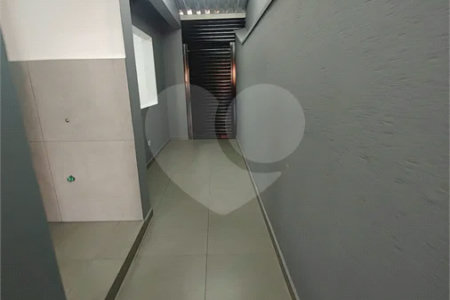 SALÃO COMERCIAL DE 100M² - RECEM REFORMADO