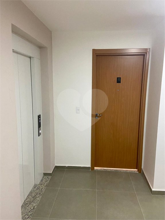 Apartamento para venda no Monte Pinheiros