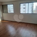 Apartamento 45m2 com 2 dormitórios e vaga no Jardins