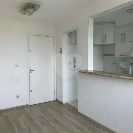 Apartamento á venda - Parque Bristol