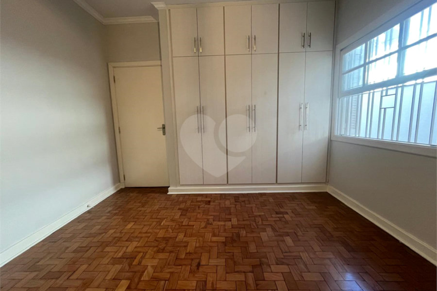 Casa Terrea a venda no bairro do Jardim França