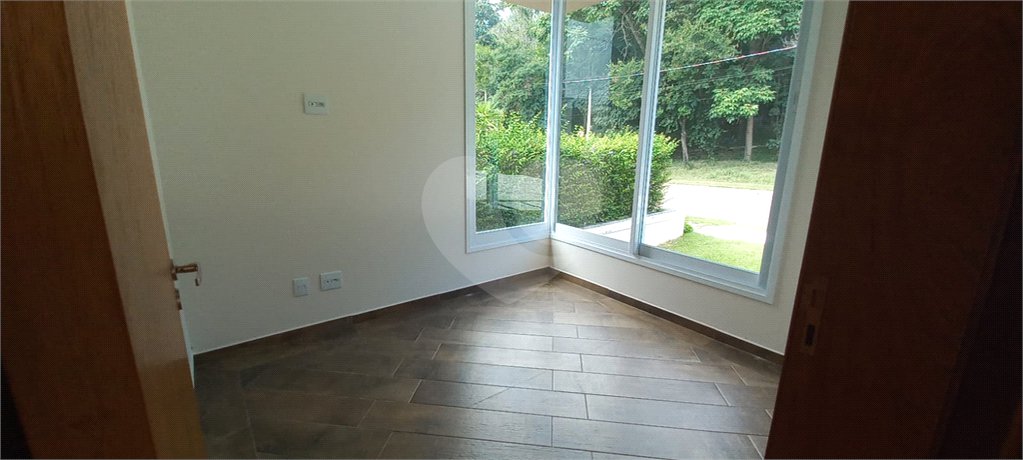 Casa à venda com 3 suítes em Santa Isabel, Louveira, SP