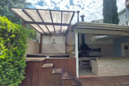Casa para venda ou aluguel - Condomínio São Paulo II - Cotia.