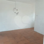 Terreno com Duas Casas – Oportunidade com Renda!