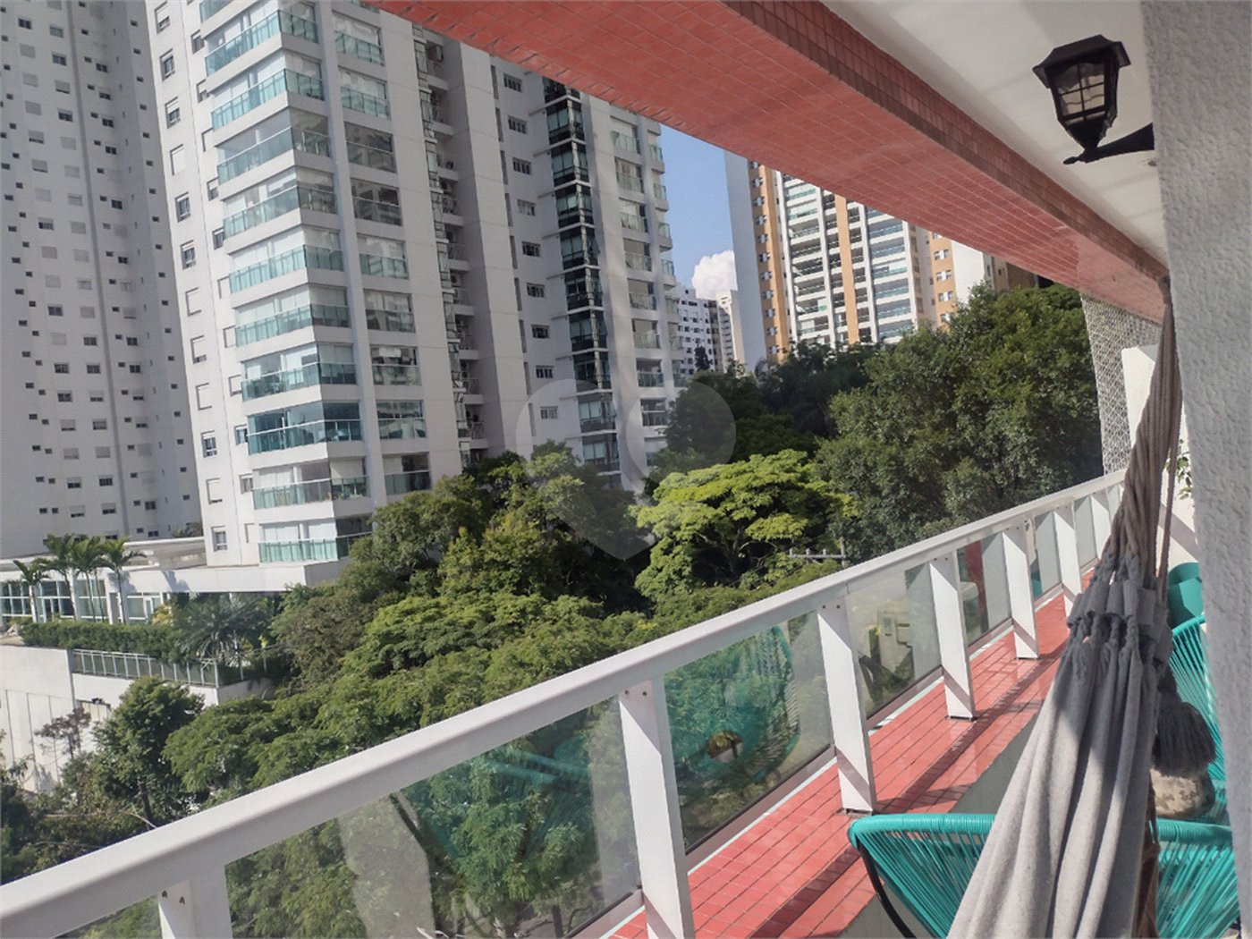 Apartamento à venda com 2 suítes em Campo Belo, São Paulo, SP