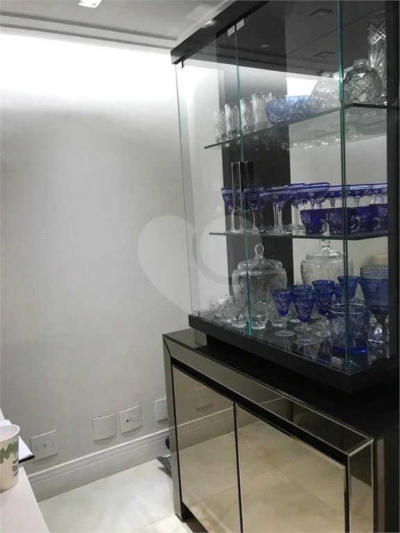 Apartamento com 204m² com 4 Quartos 4 Suítes à Venda na Mooca | Condomínio Villa Solare - Luzes da Mooca,