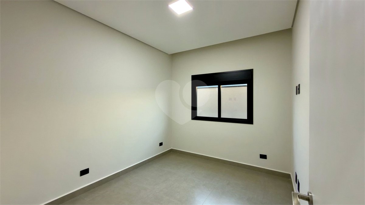 Casa térrea 3 dormitórios (3 suítes), espaço gourmet, piscina, 2 vagas garagem, condomínio fechado com ampla área lazer