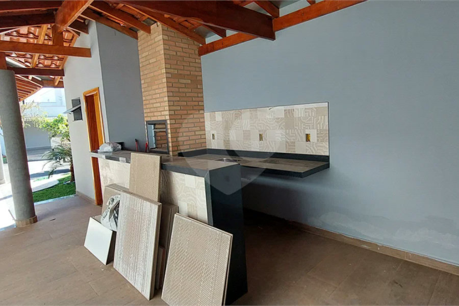 Casa à venda com 3 quartos, sendo 1 suíte,  no condomínio Residencial Mônaco, Piracicaba - SP