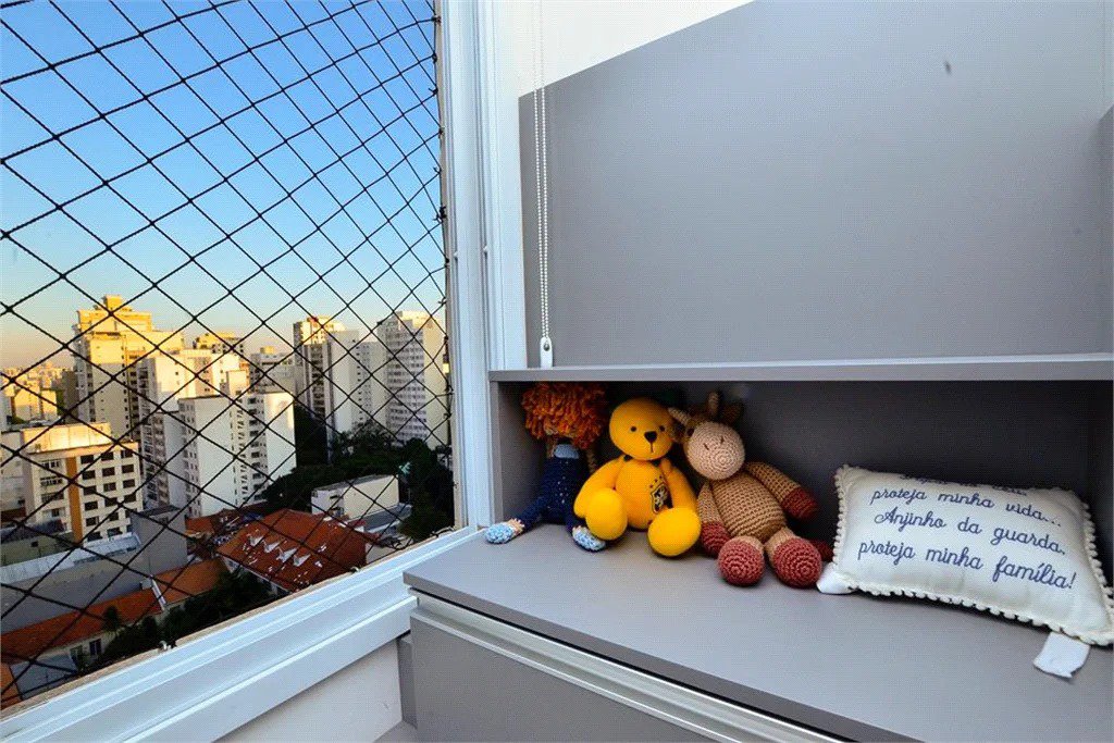 Cobertura à venda com 3 quartos, sendo 1 suíte, em Pinheiros, São Paulo - SP