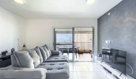Apartamento à venda com 3 quartos, sendo 1 suíte, em Santo Amaro, São Paulo, SP