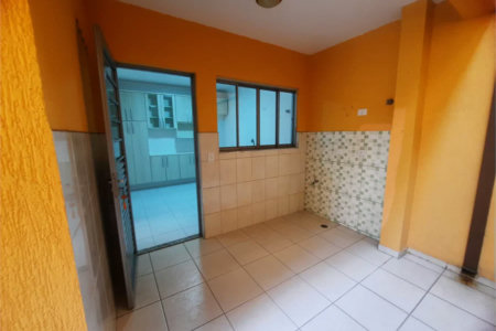 Casa para alugar com 3 quartos, sendo 1 suíte, no condomínio Residencial Sol Francisco, São Paulo - SP